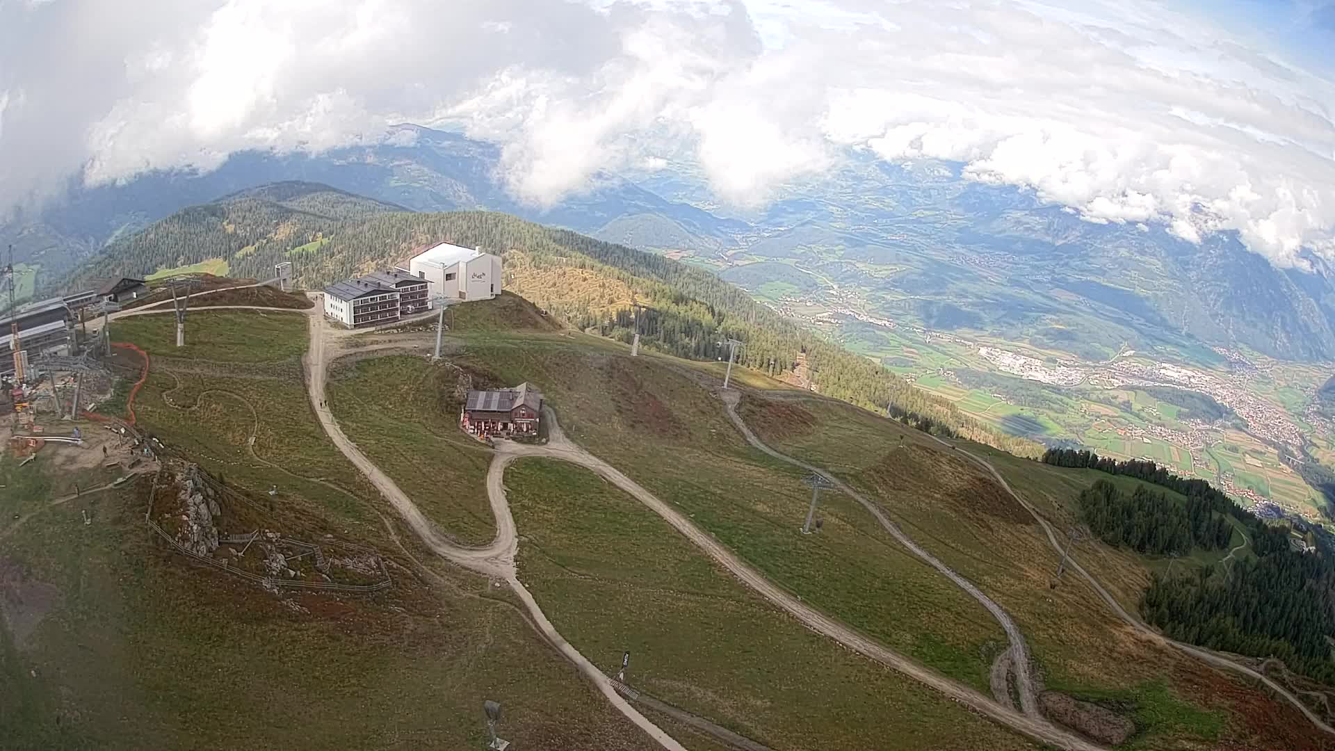 Stazione sciistica di Plan de Corones | vista su Brunico