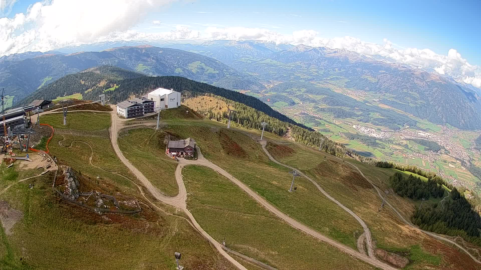 Stazione sciistica di Plan de Corones | vista su Brunico