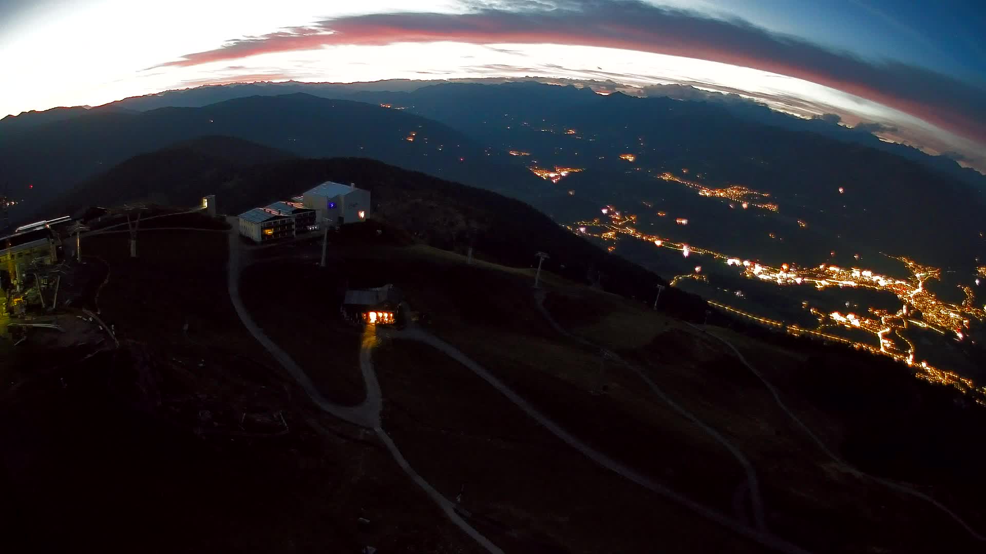 Station de ski Kronplatz sommet | vue sur Brunico