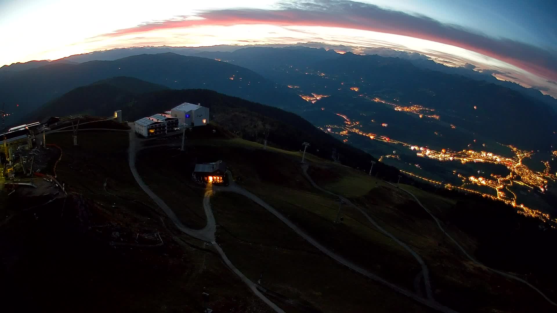 Station de ski Kronplatz sommet | vue sur Brunico