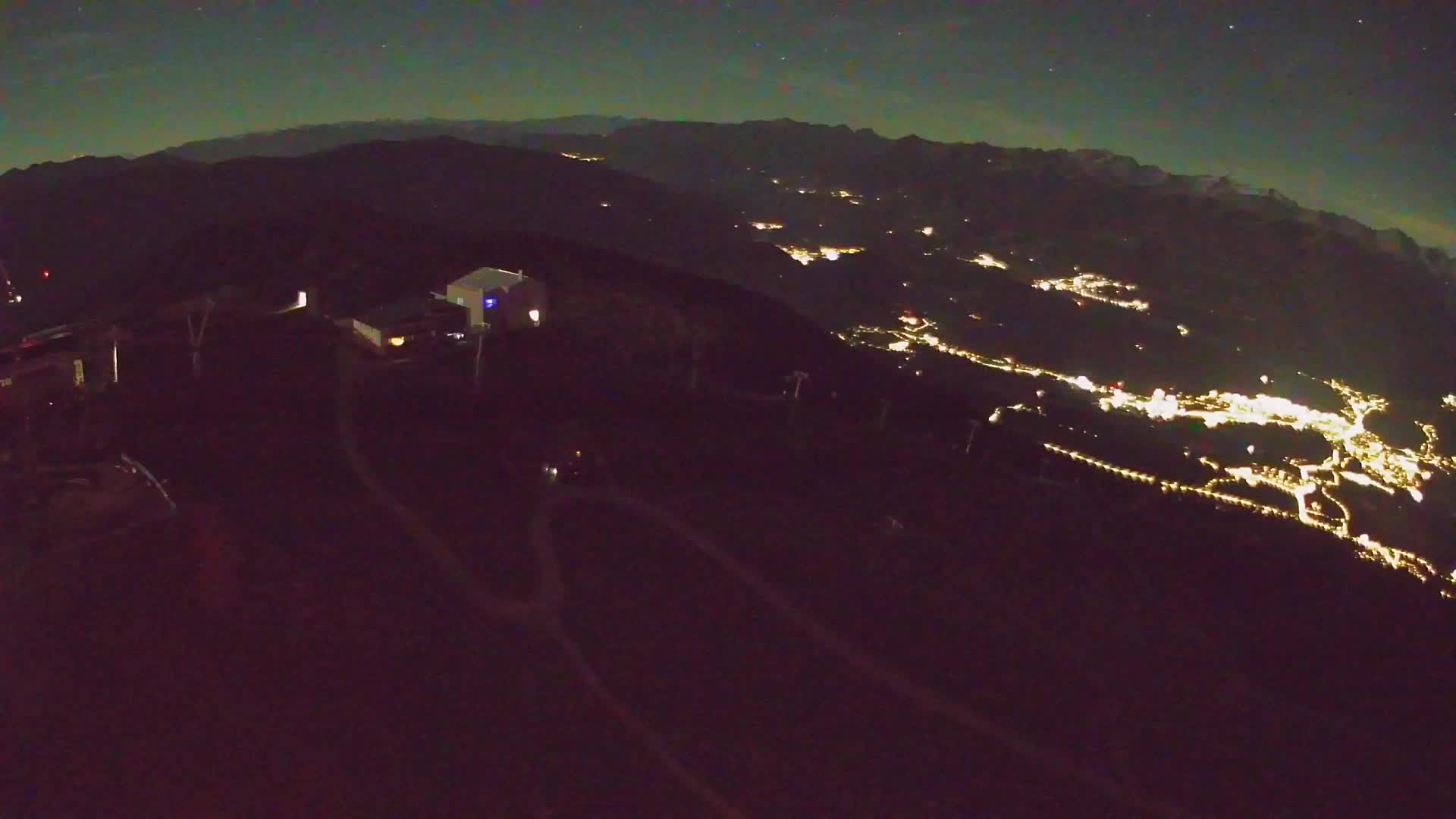 Stazione sciistica di Plan de Corones | vista su Brunico