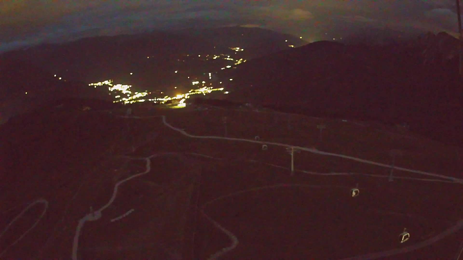 Kronplatz peak | view to Valdaora – Olang