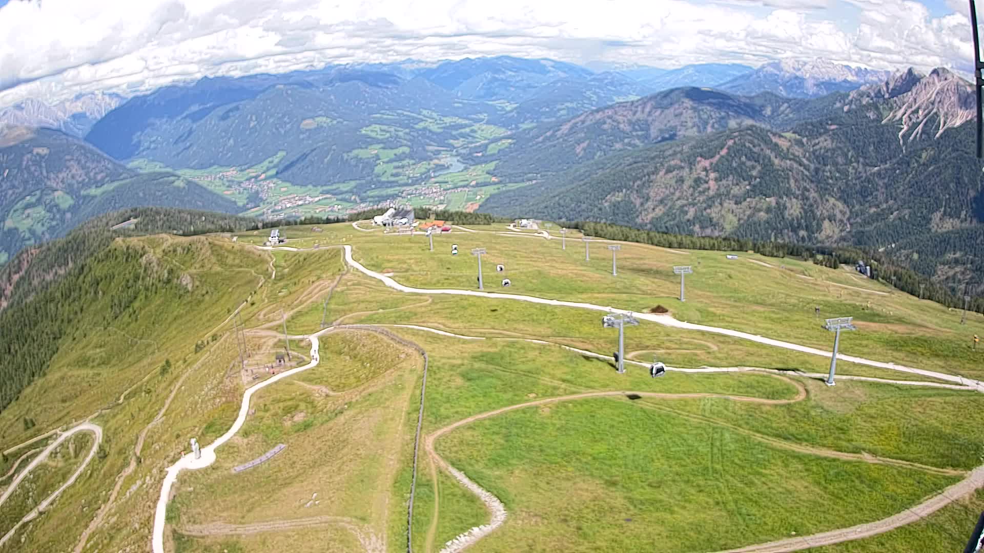 Kronplatz peak | view to Valdaora – Olang