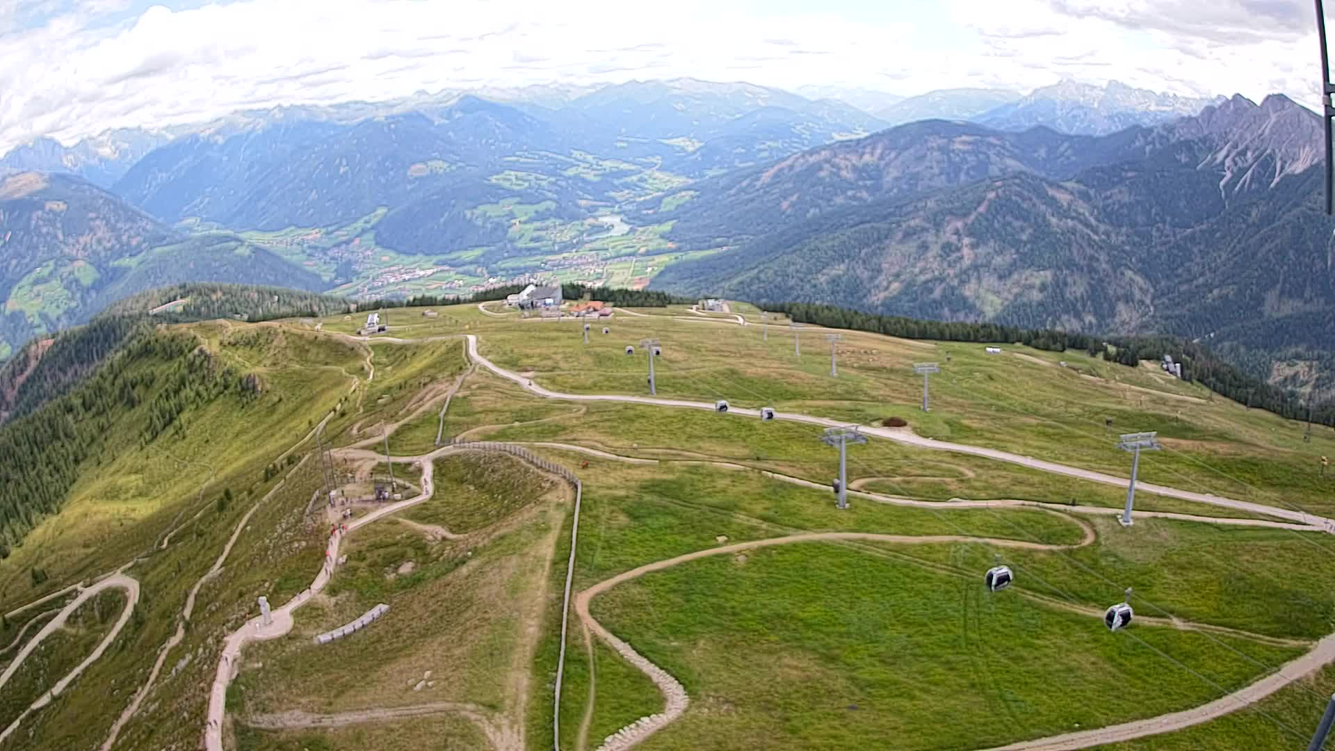 Kronplatz peak | view to Valdaora – Olang