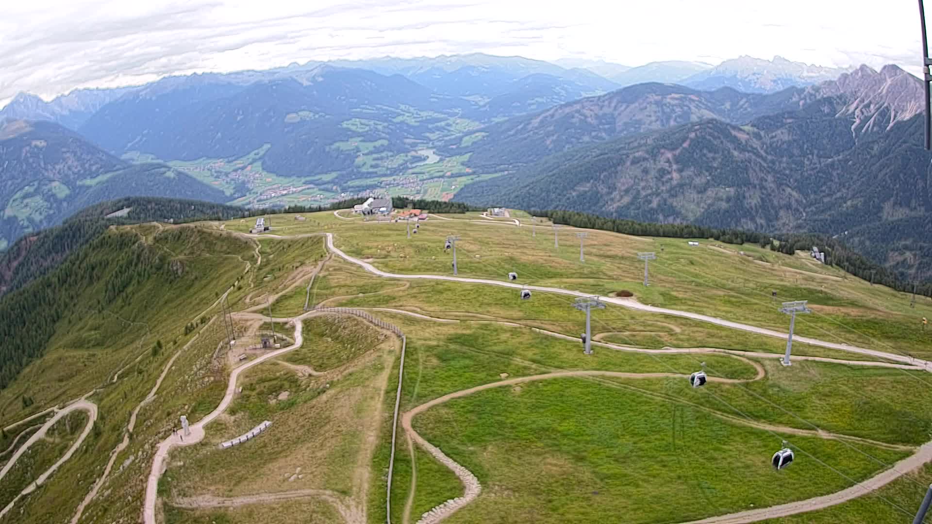 Kronplatz peak | view to Valdaora – Olang