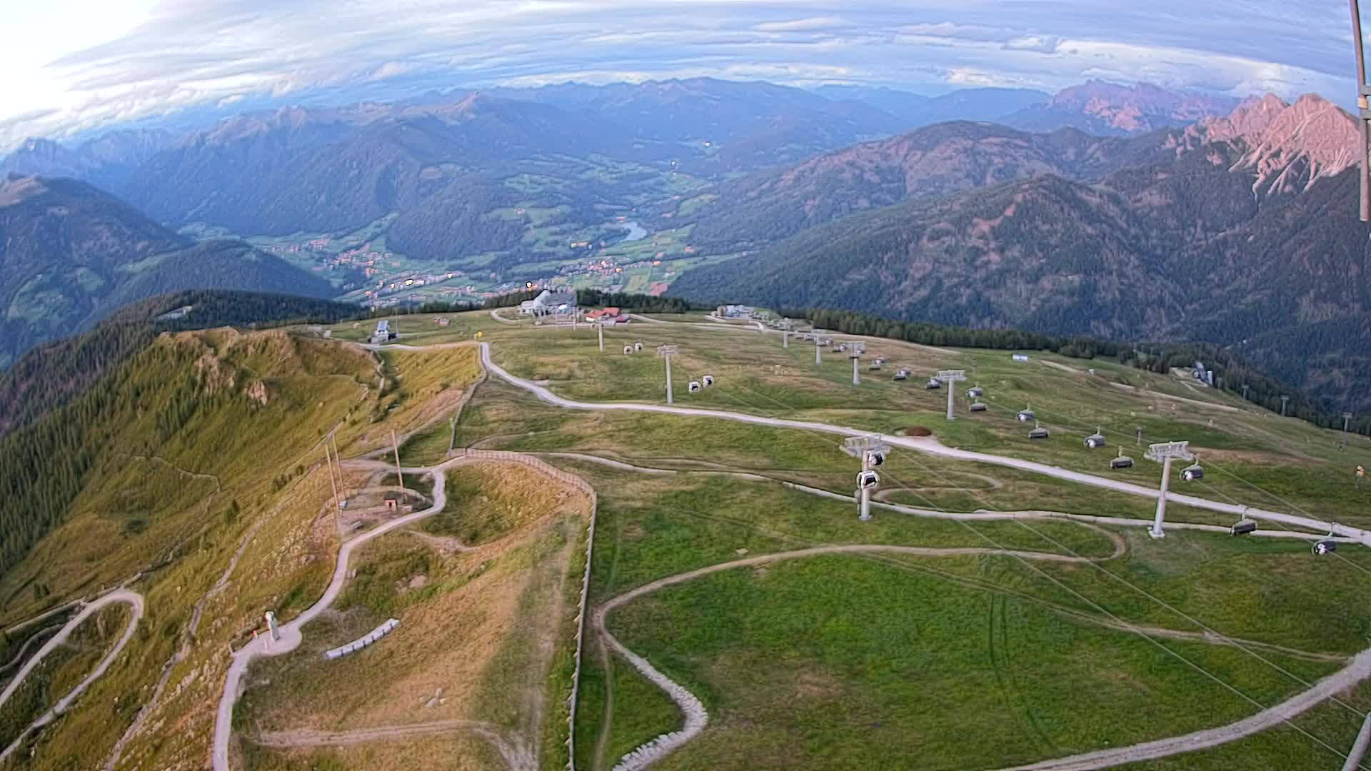 Kronplatz-Gipfel | Blick nach Olang – Valdaora