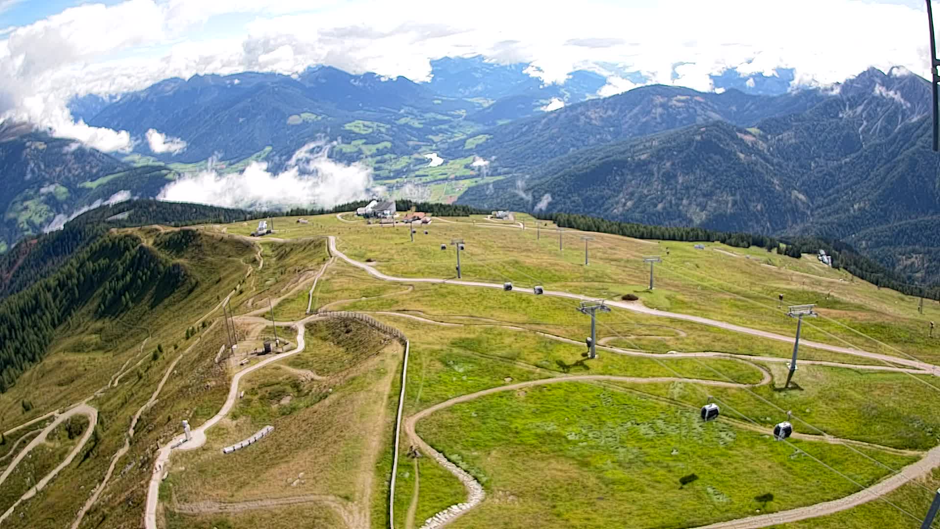 Kronplatz peak | view to Valdaora – Olang
