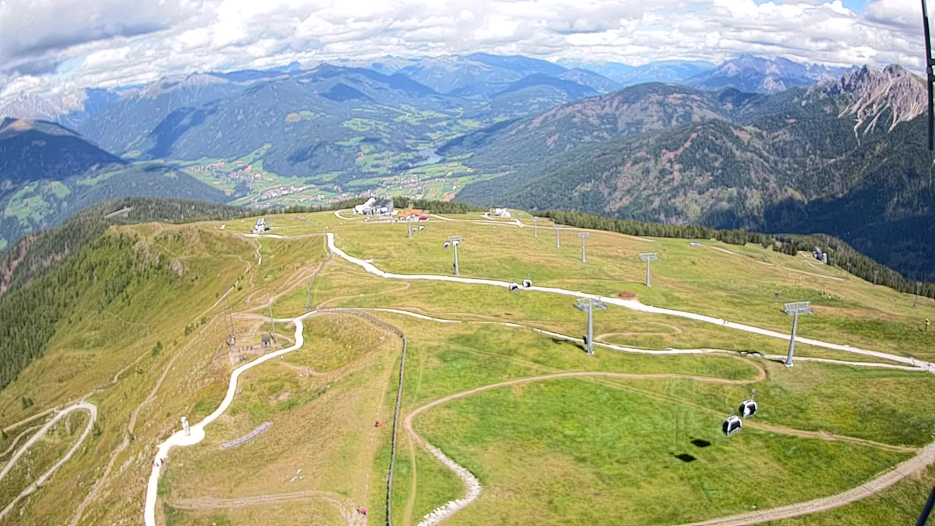 Kronplatz peak | view to Valdaora – Olang