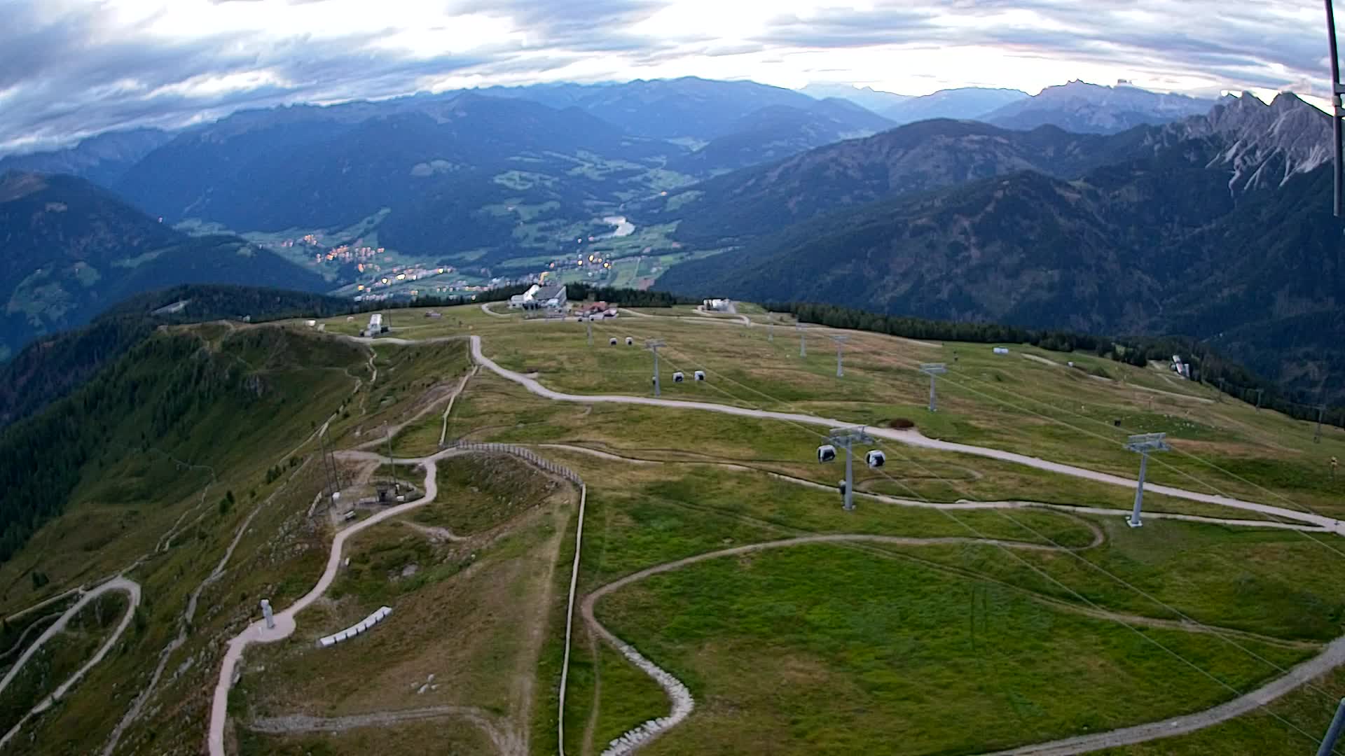 Kronplatz-Gipfel | Blick nach Olang – Valdaora