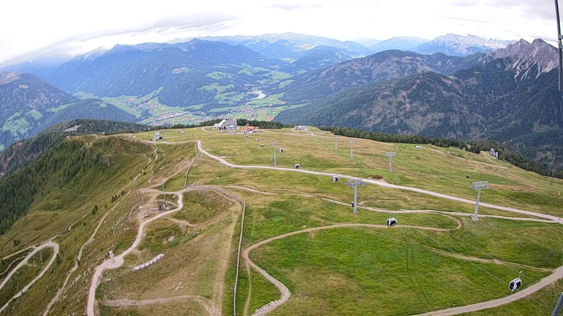 Kronplatz peak | view to Valdaora – Olang