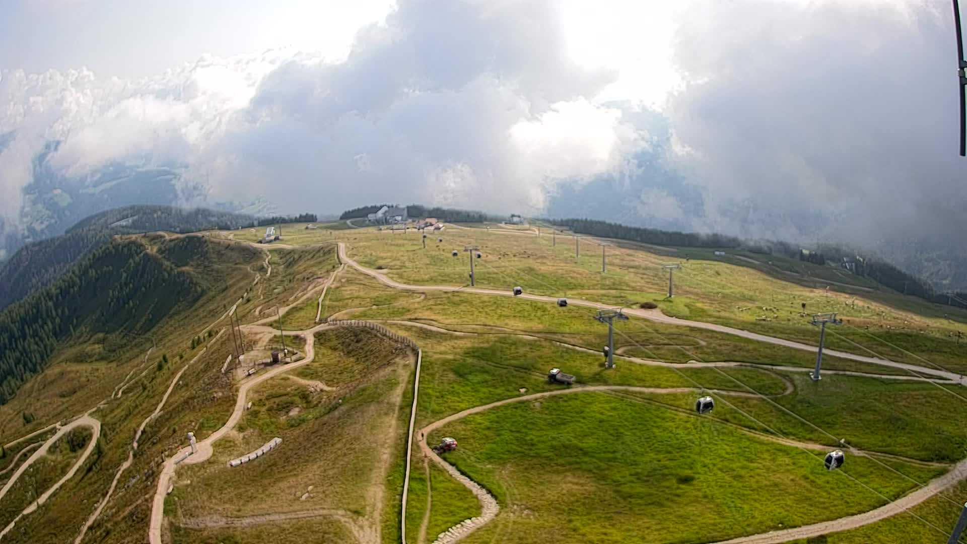 Kronplatz peak | view to Valdaora – Olang