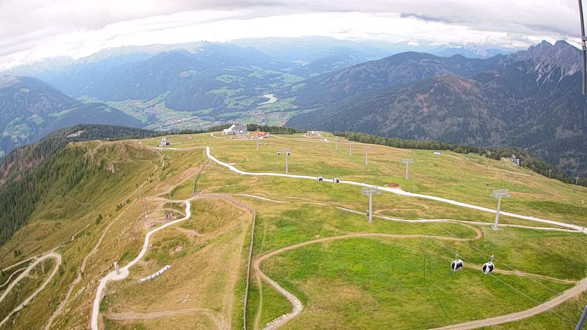Kronplatz peak | view to Valdaora – Olang