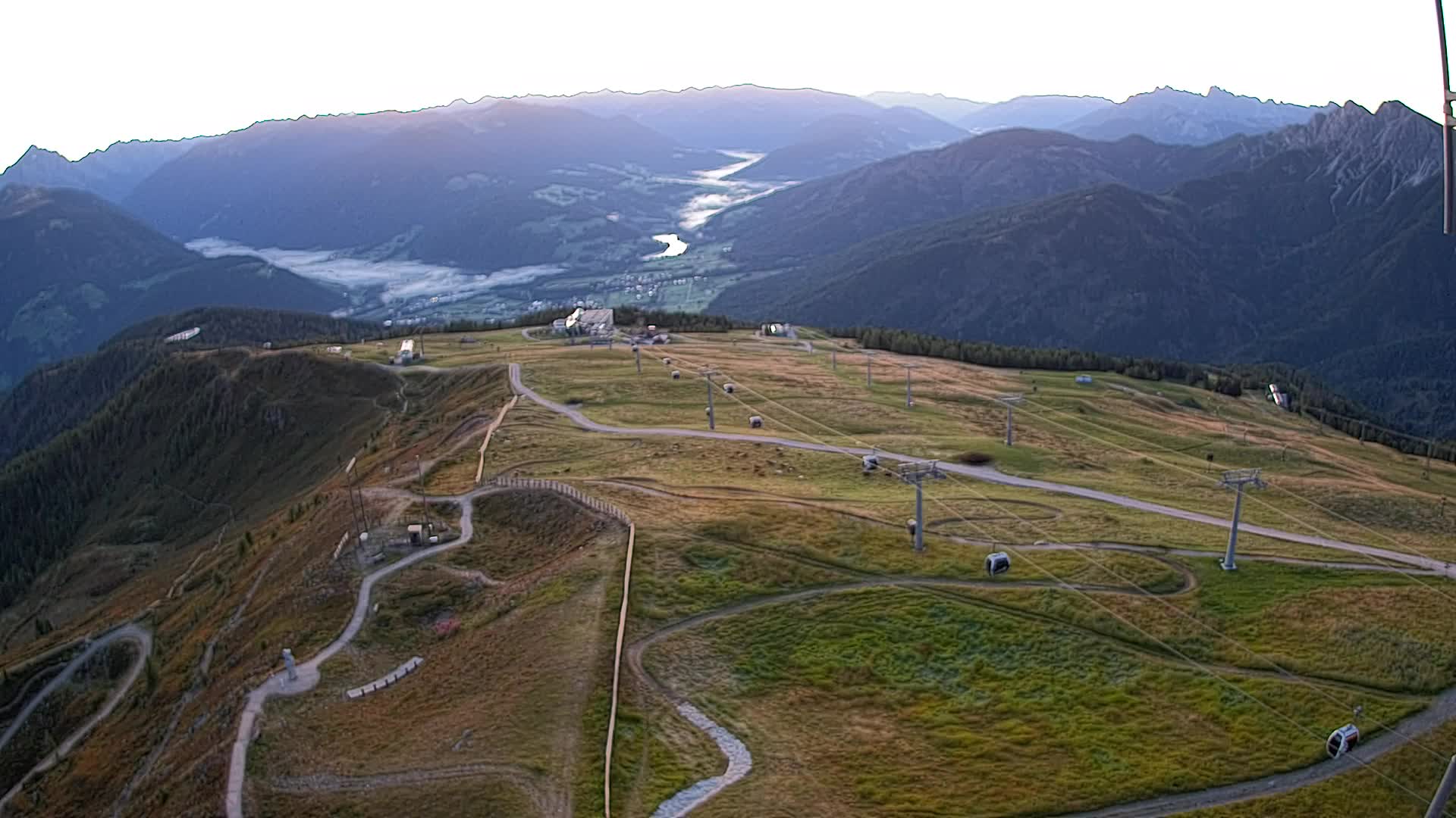 Kronplatz peak | view to Valdaora – Olang