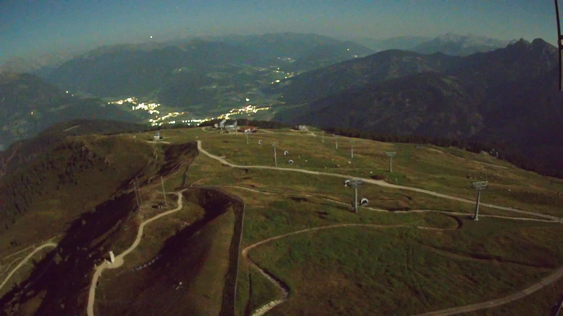 Kronplatz peak | view to Valdaora – Olang