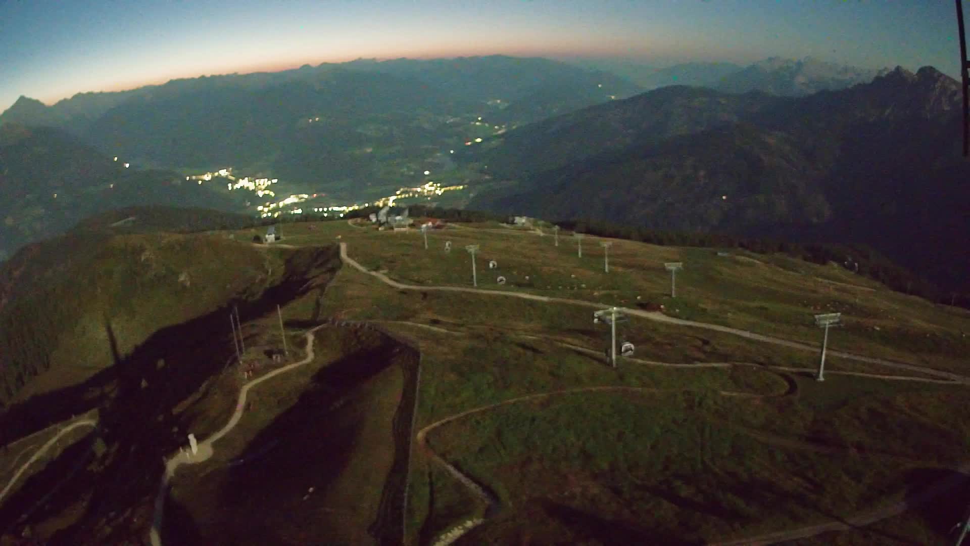 Kronplatz peak | view to Valdaora – Olang