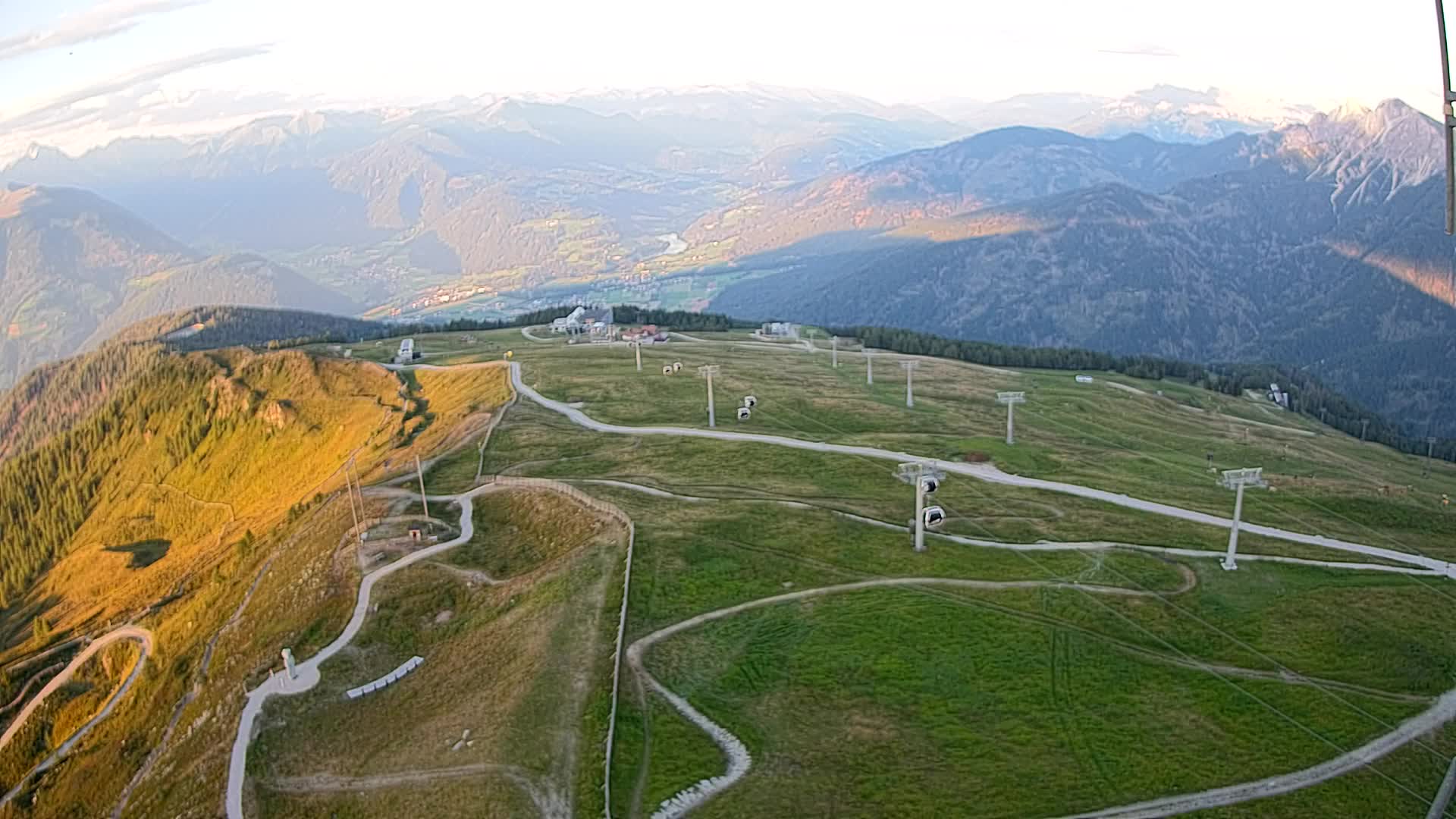 Kronplatz peak | view to Valdaora – Olang