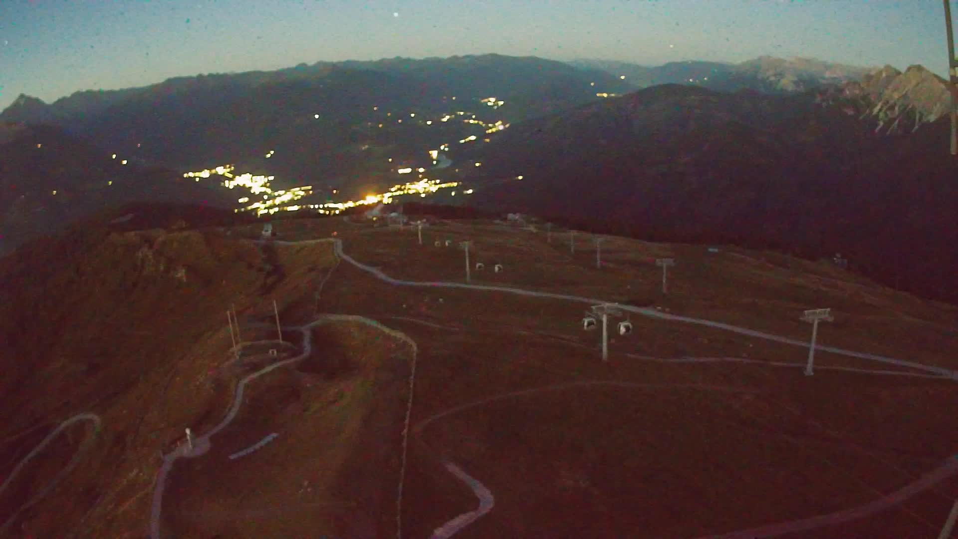 Kronplatz peak | view to Valdaora – Olang