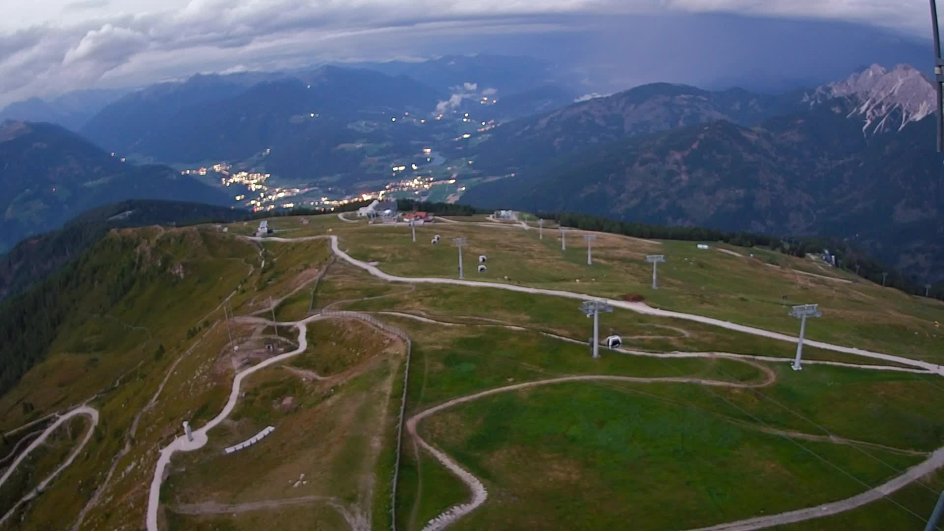 Sommet du Kronplatz | vue sur Valdaora – Olang
