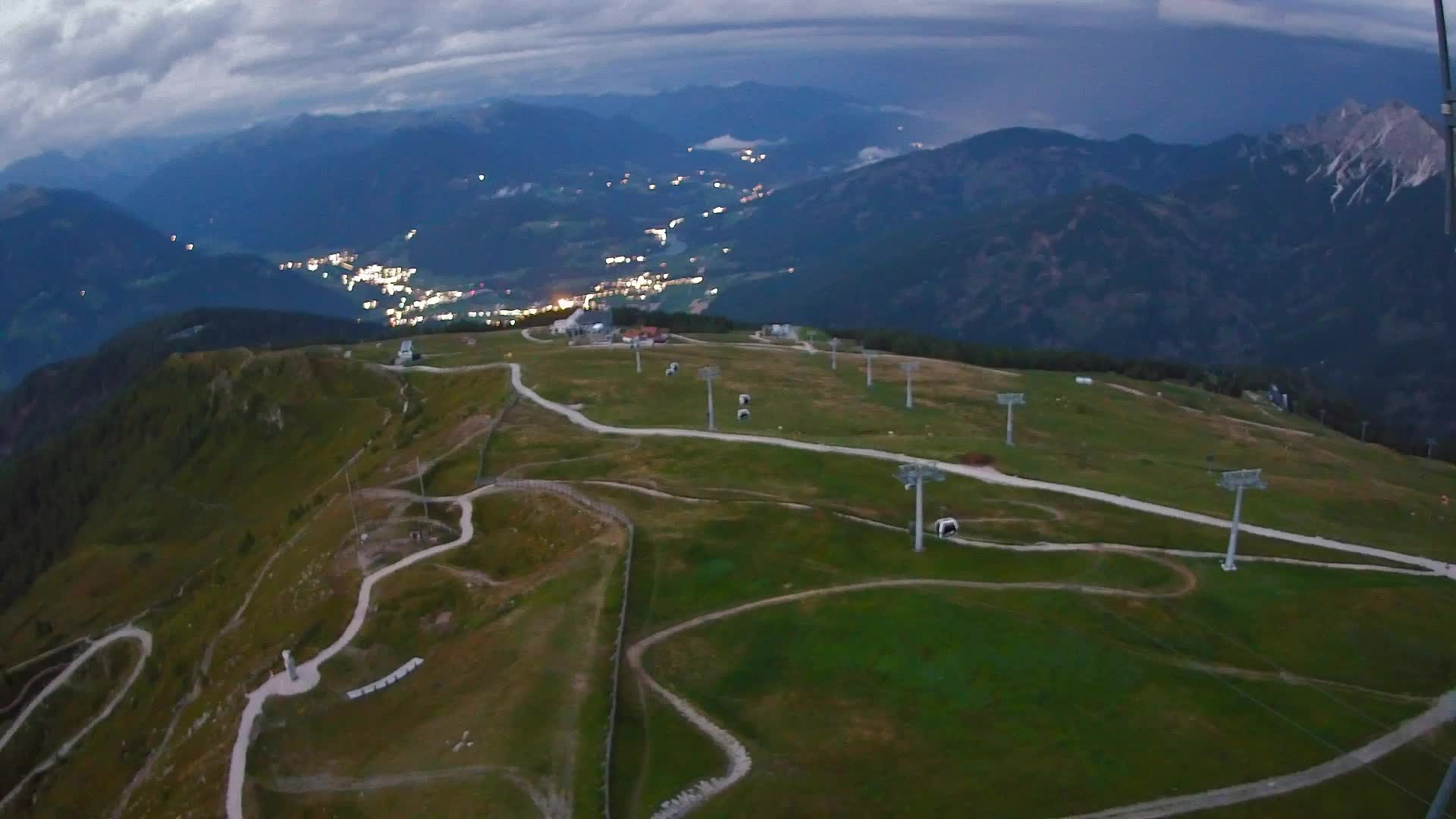 Kronplatz peak | view to Valdaora – Olang