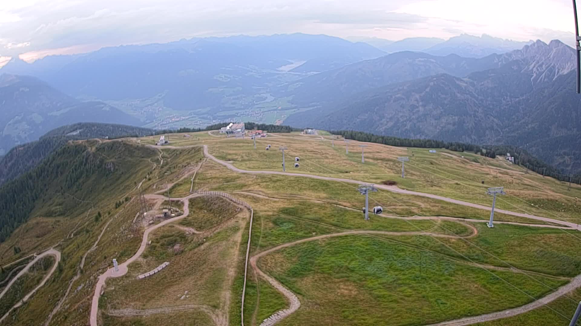 Kronplatz peak | view to Valdaora – Olang