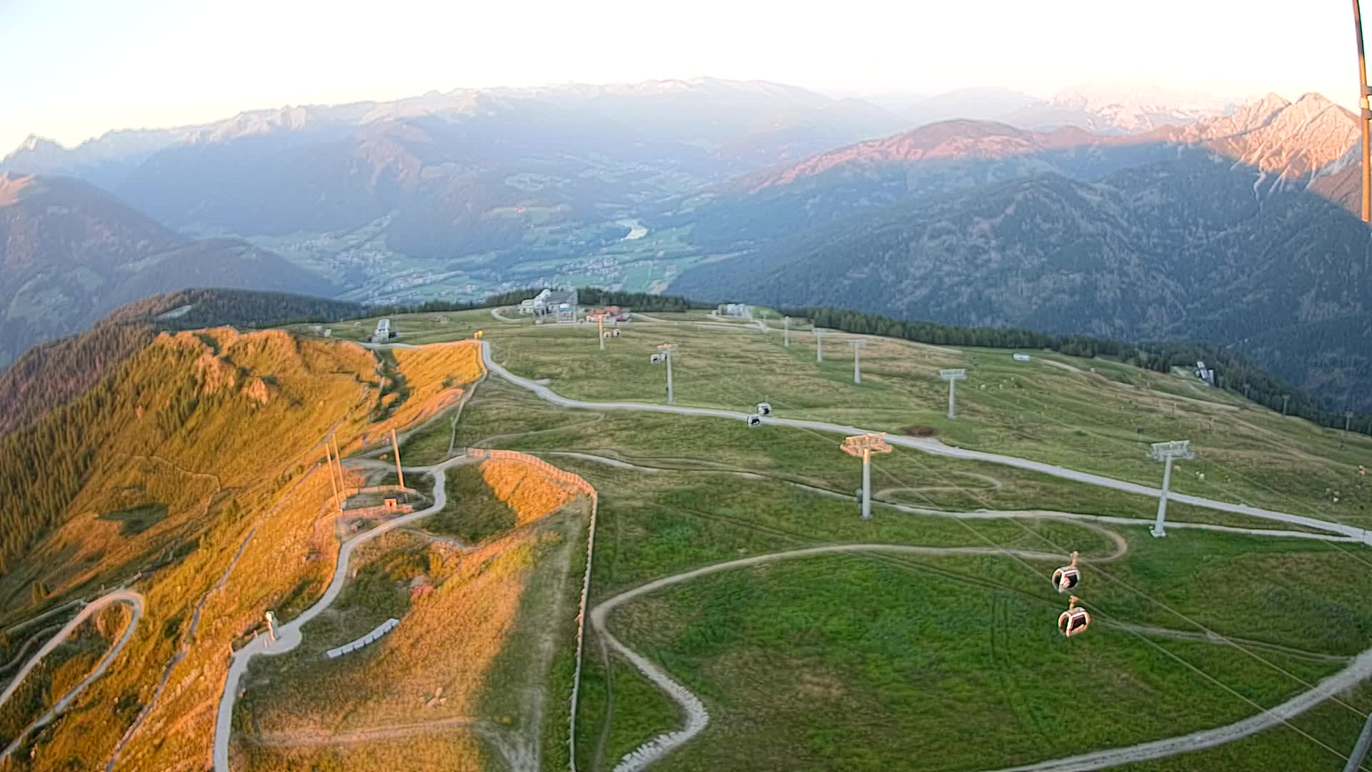 Kronplatz peak | view to Valdaora – Olang