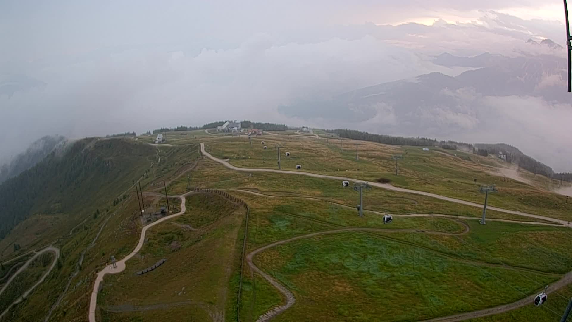 Kronplatz peak | view to Valdaora – Olang