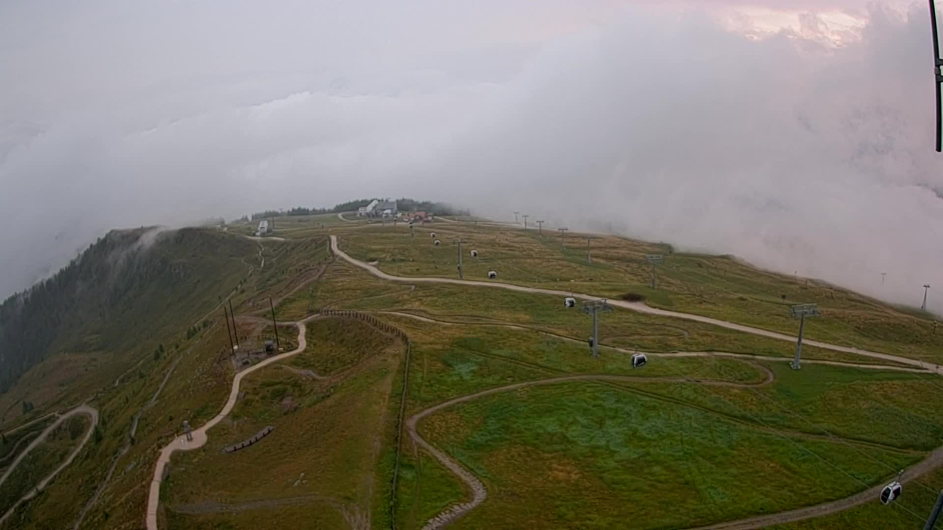 Kronplatz peak | view to Valdaora – Olang