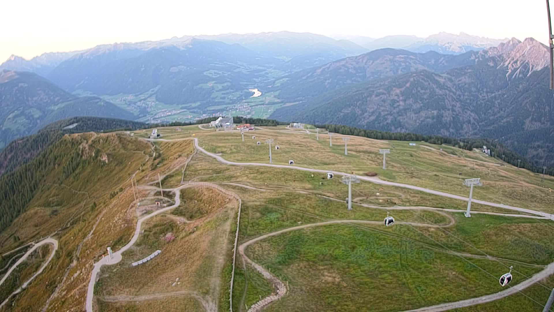Kronplatz peak | view to Valdaora – Olang