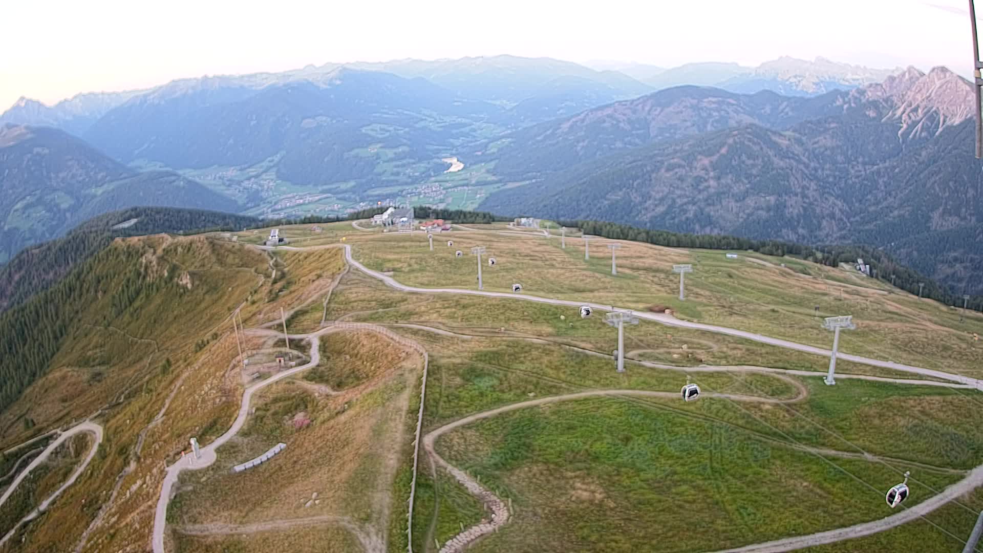 Kronplatz peak | view to Valdaora – Olang