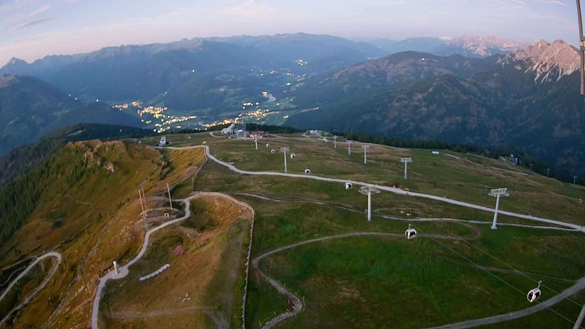 Kronplatz peak | view to Valdaora – Olang