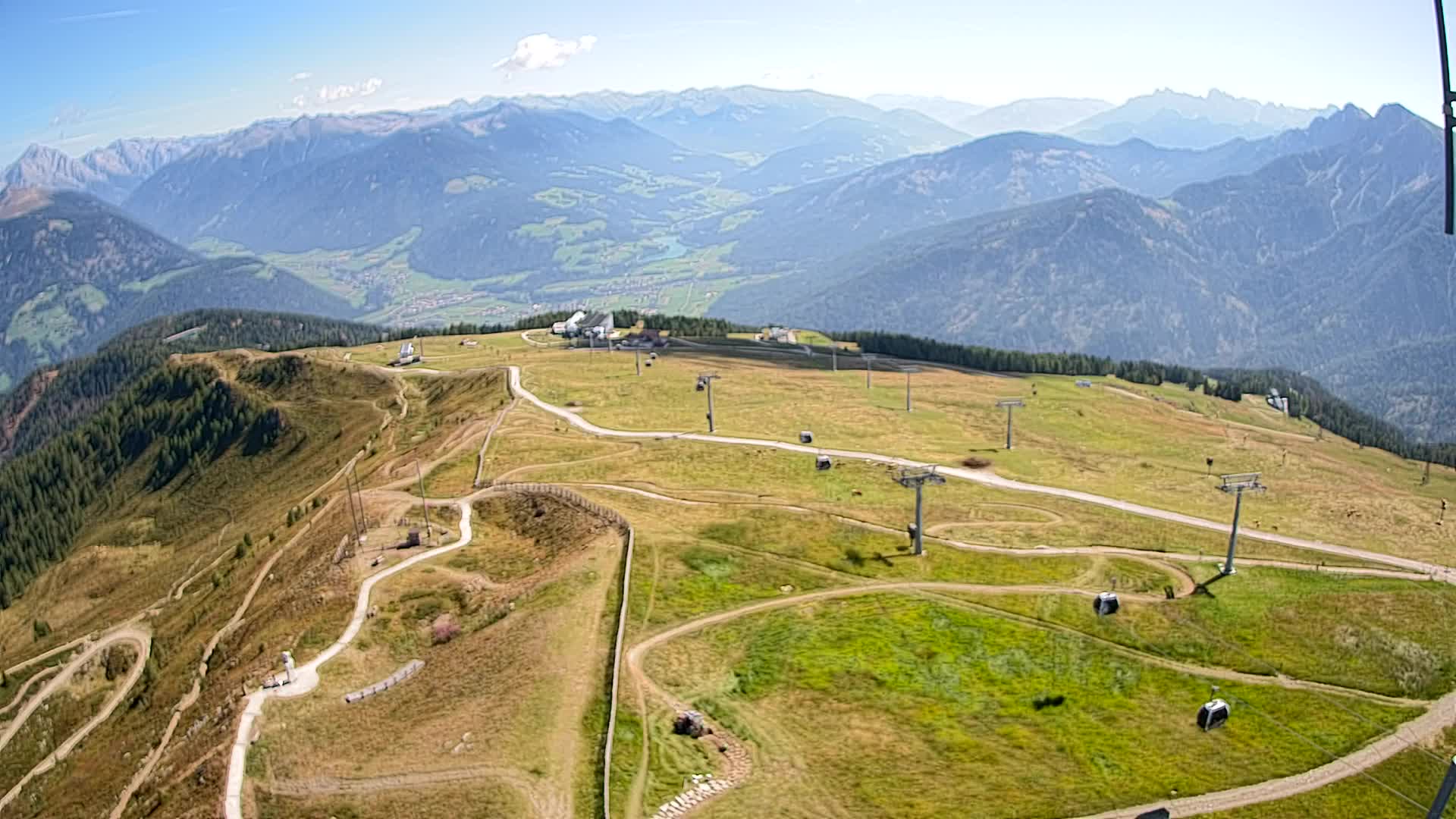 Kronplatz peak | view to Valdaora – Olang