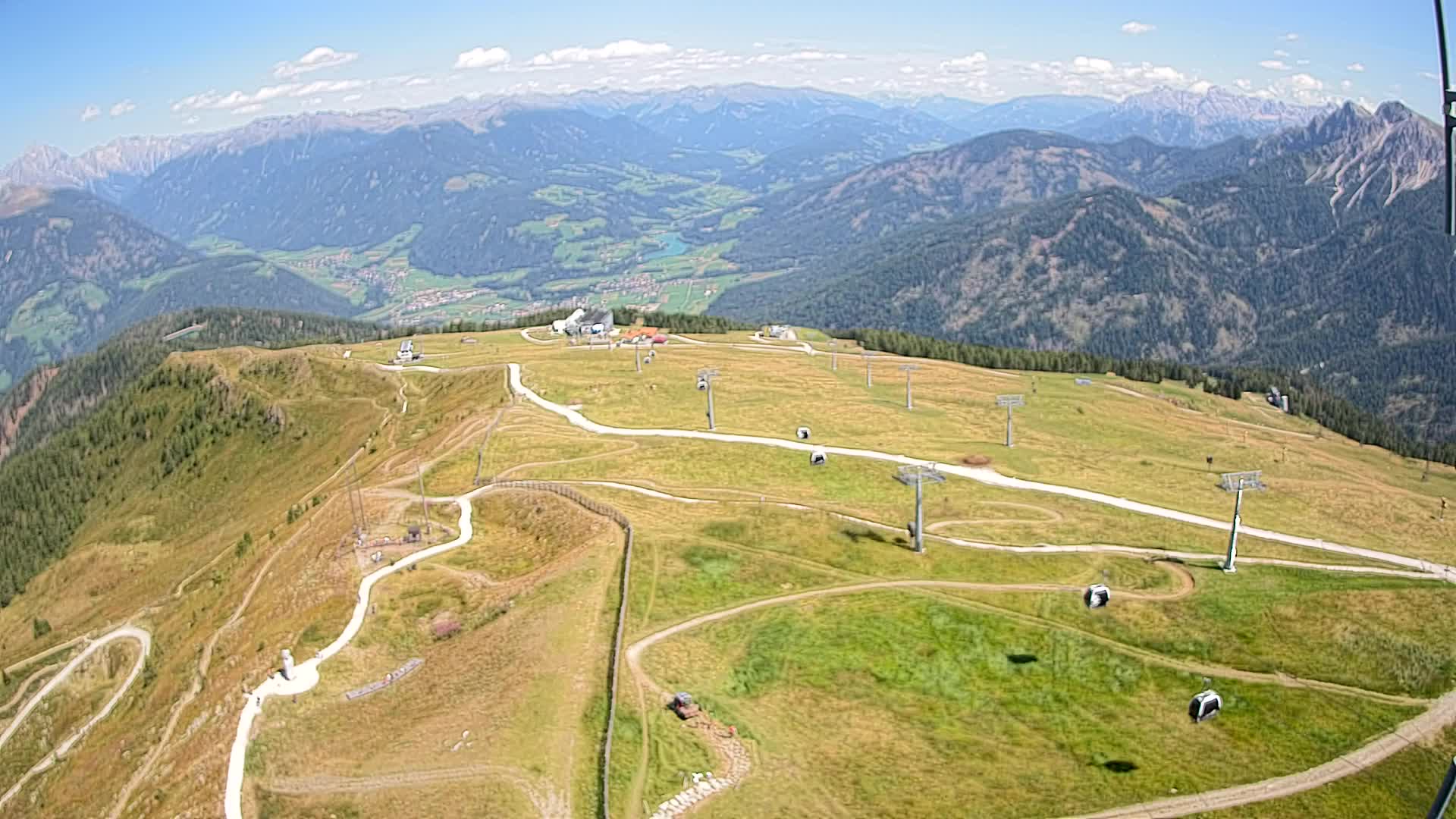 Kronplatz peak | view to Valdaora – Olang