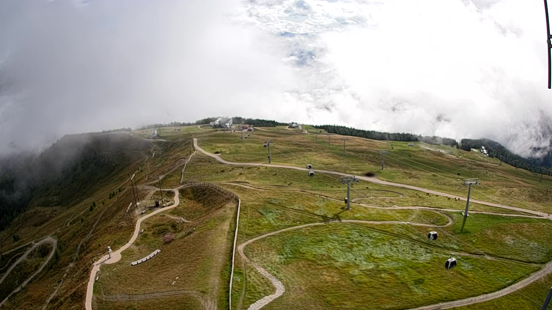 Kronplatz peak | view to Valdaora – Olang