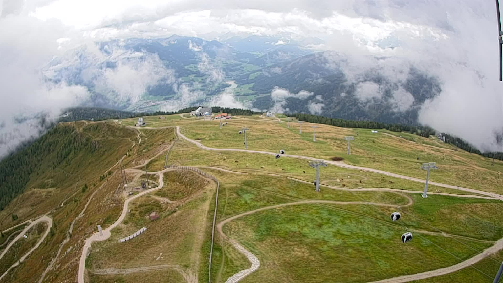 Kronplatz peak | view to Valdaora – Olang