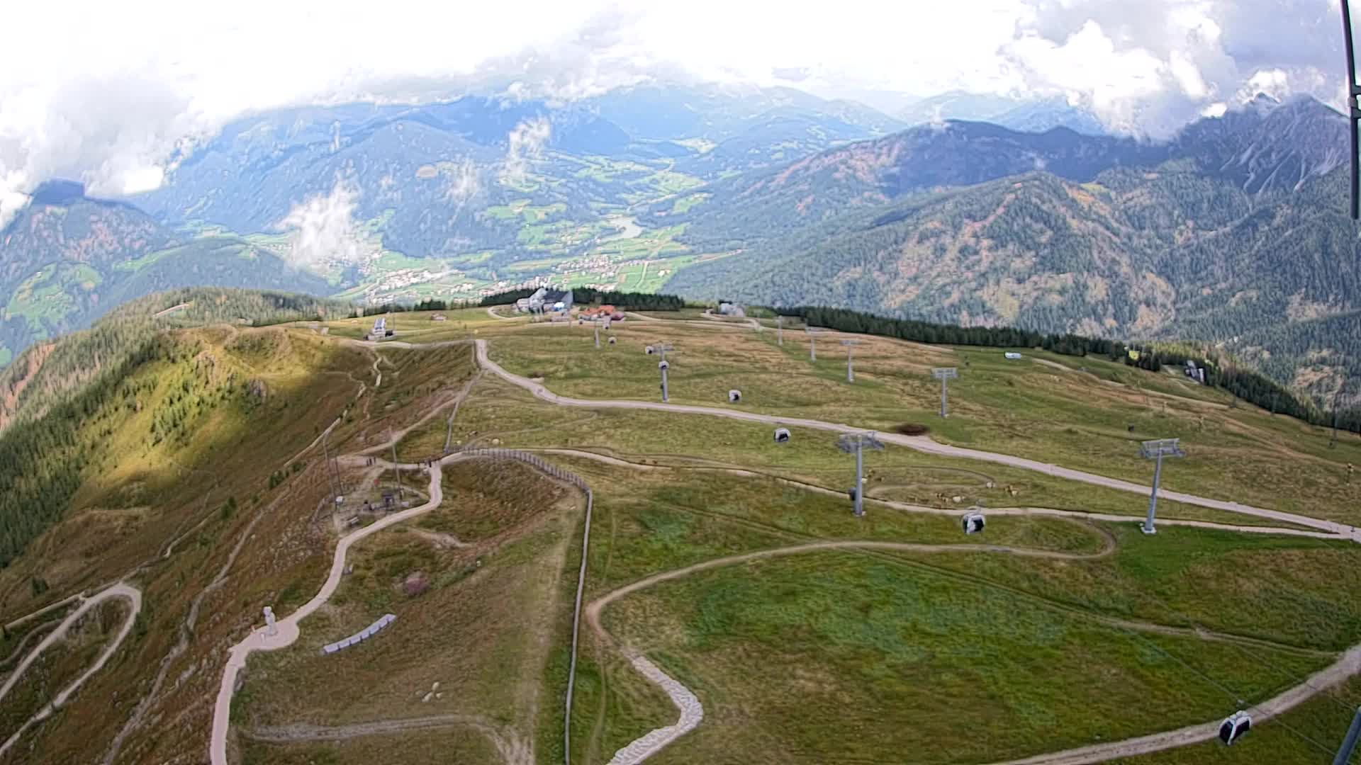 Kronplatz peak | view to Valdaora – Olang