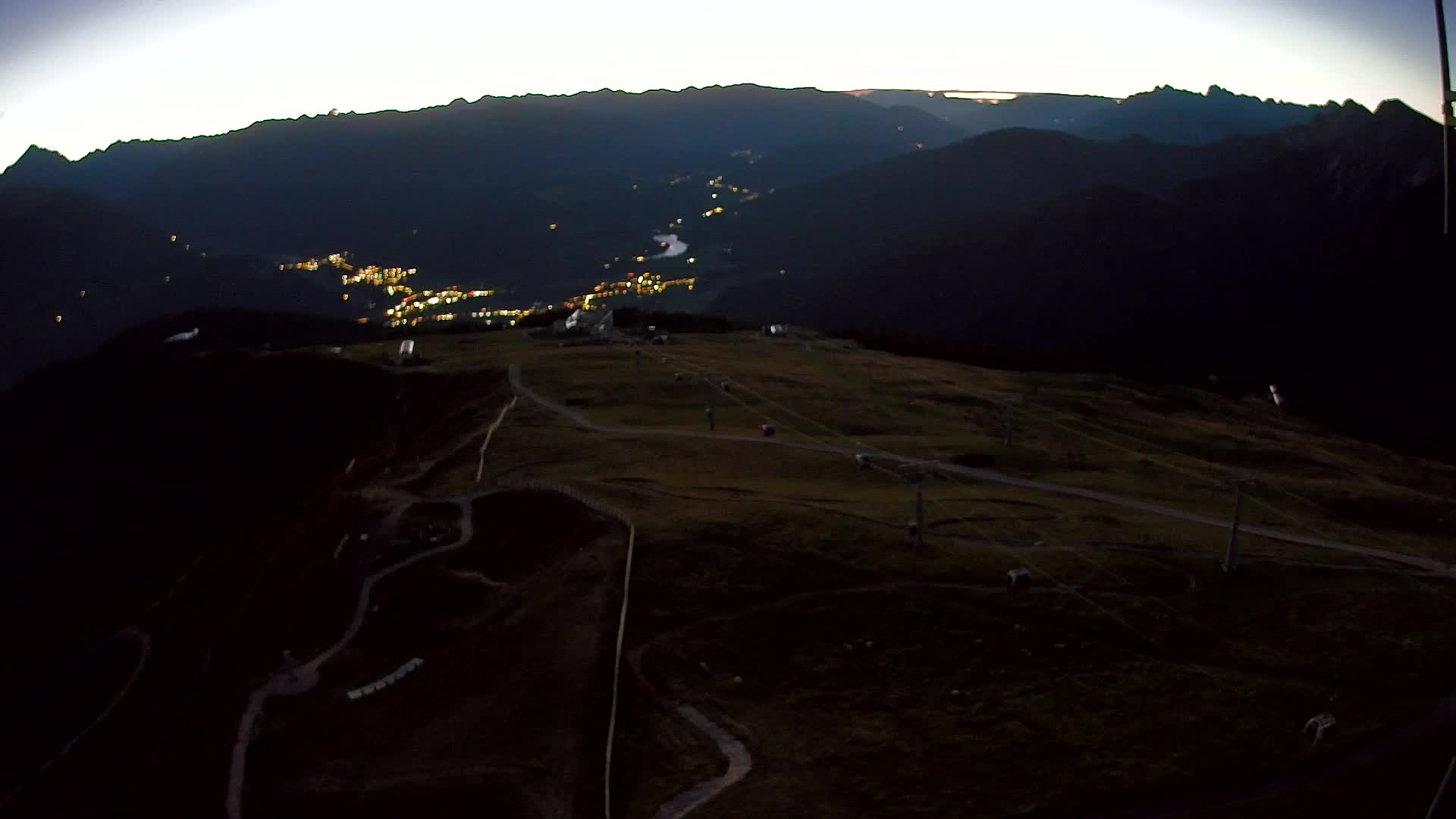 Kronplatz peak | view to Valdaora – Olang