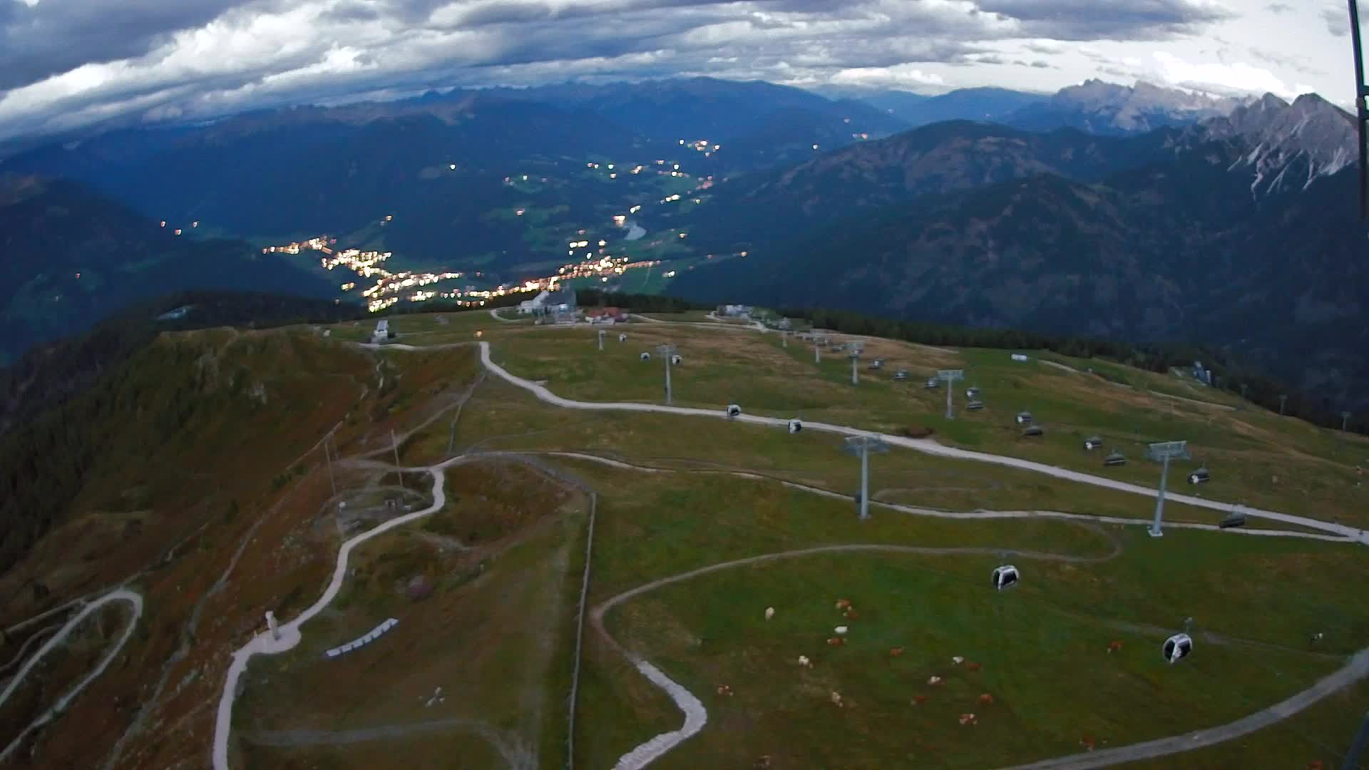 Kronplatz peak | view to Valdaora – Olang