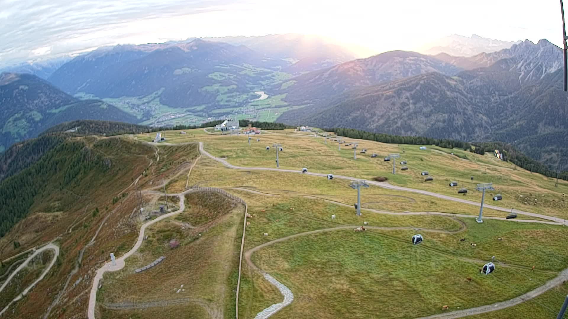 Kronplatz peak | view to Valdaora – Olang