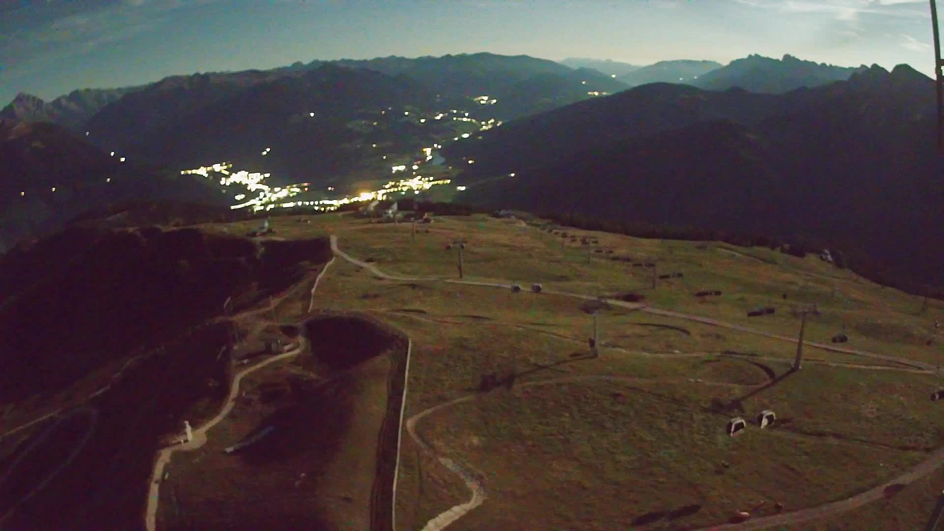 Kronplatz peak | view to Valdaora – Olang
