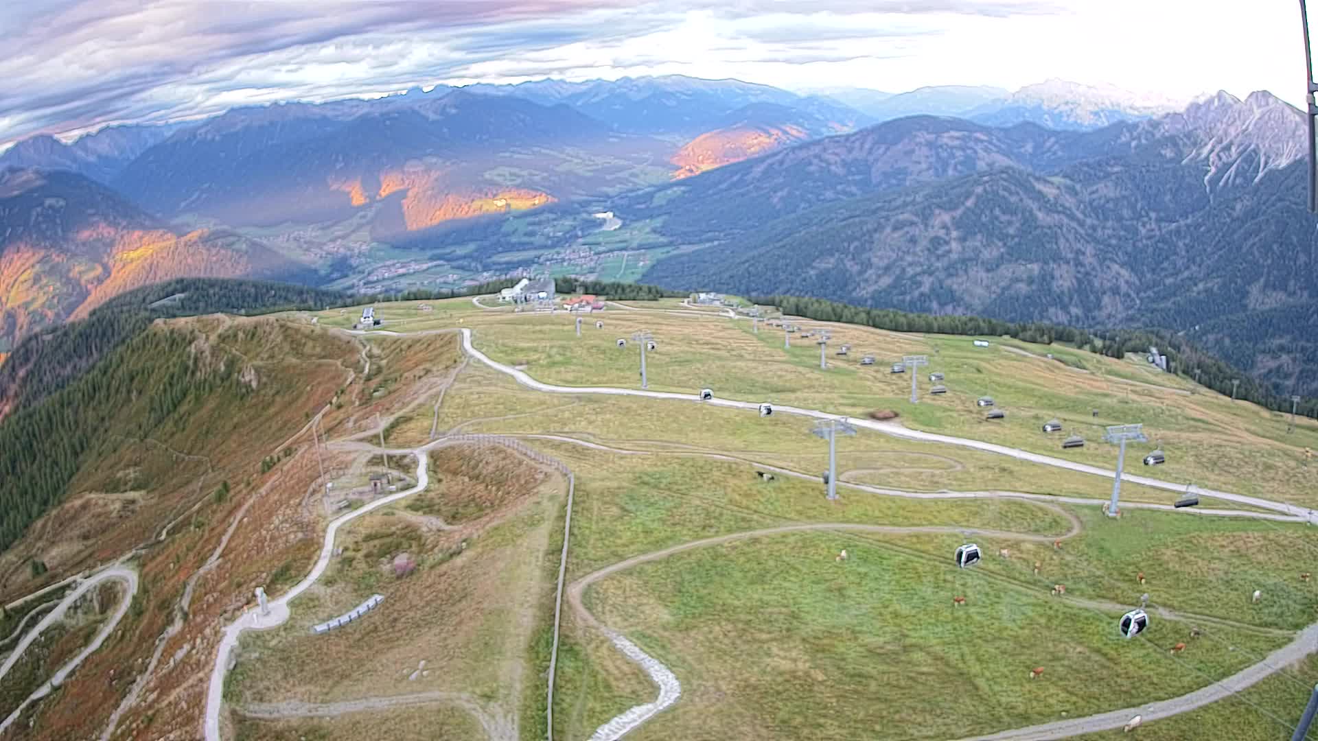 Kronplatz peak | view to Valdaora – Olang