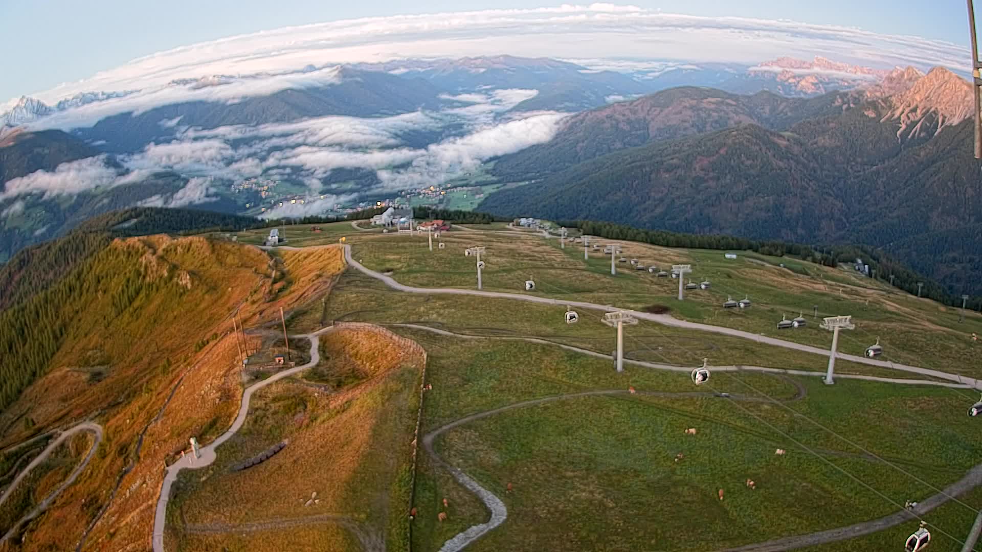 Kronplatz peak | view to Valdaora – Olang