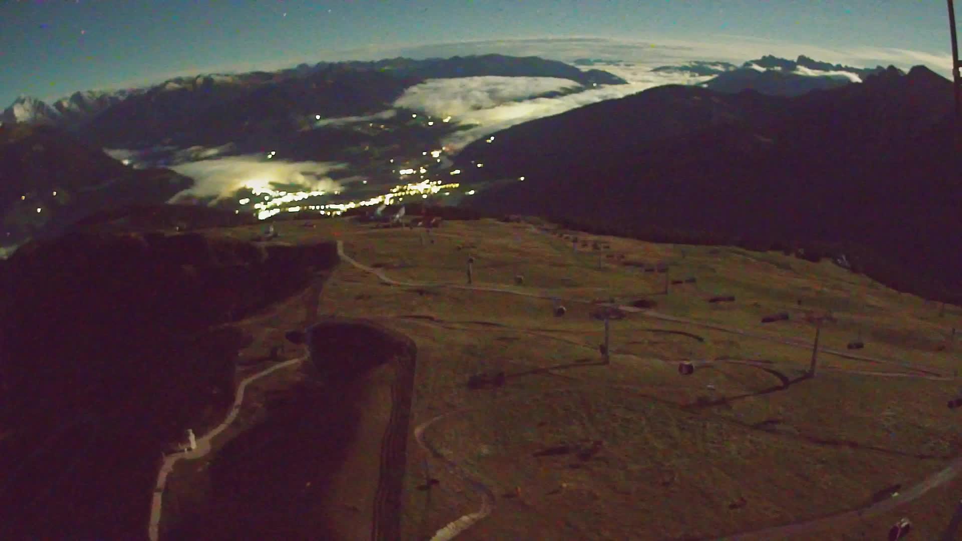 Kronplatz peak | view to Valdaora – Olang