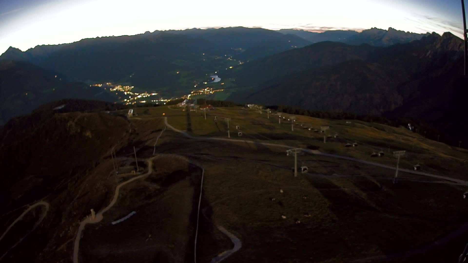 Sommet du Kronplatz | vue sur Valdaora – Olang