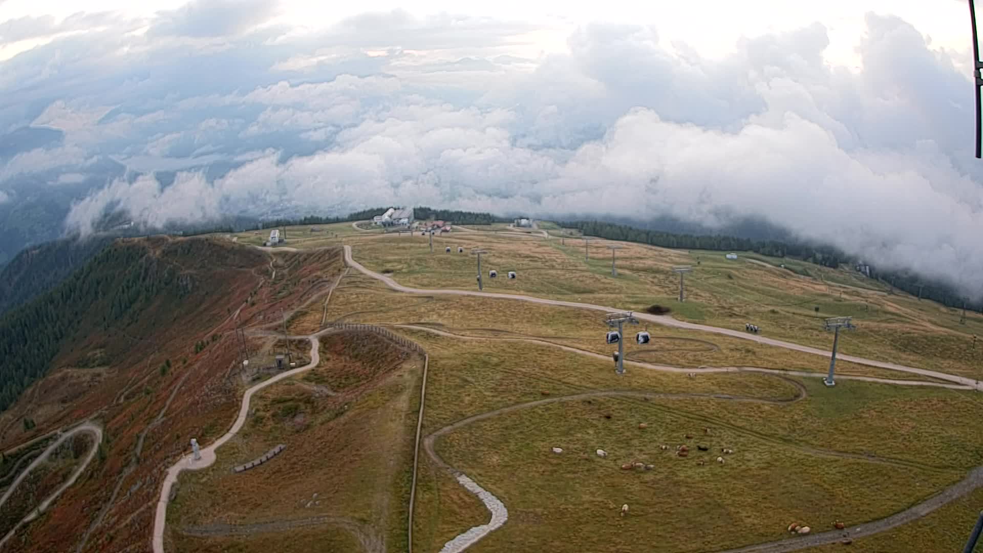 Kronplatz peak | view to Valdaora – Olang