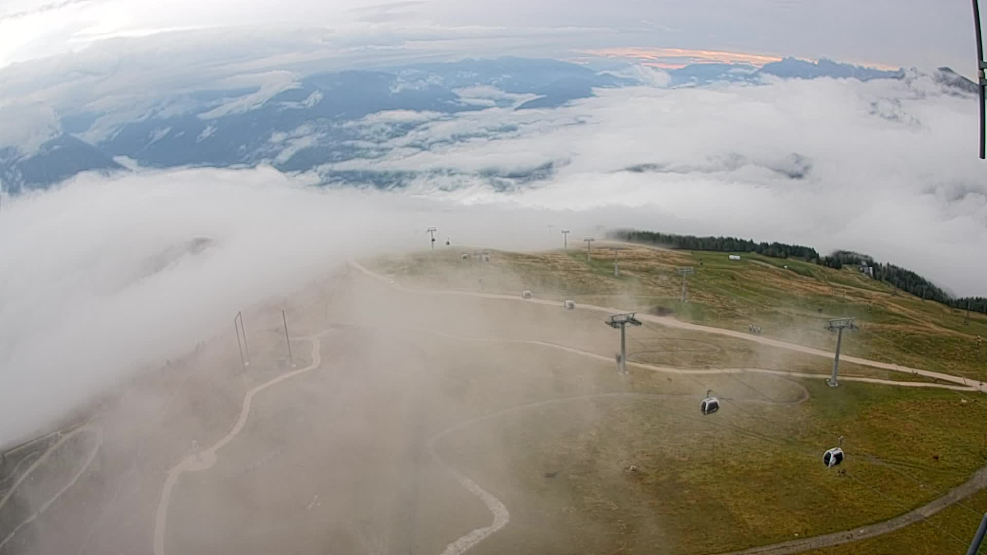 Kronplatz peak | view to Valdaora – Olang