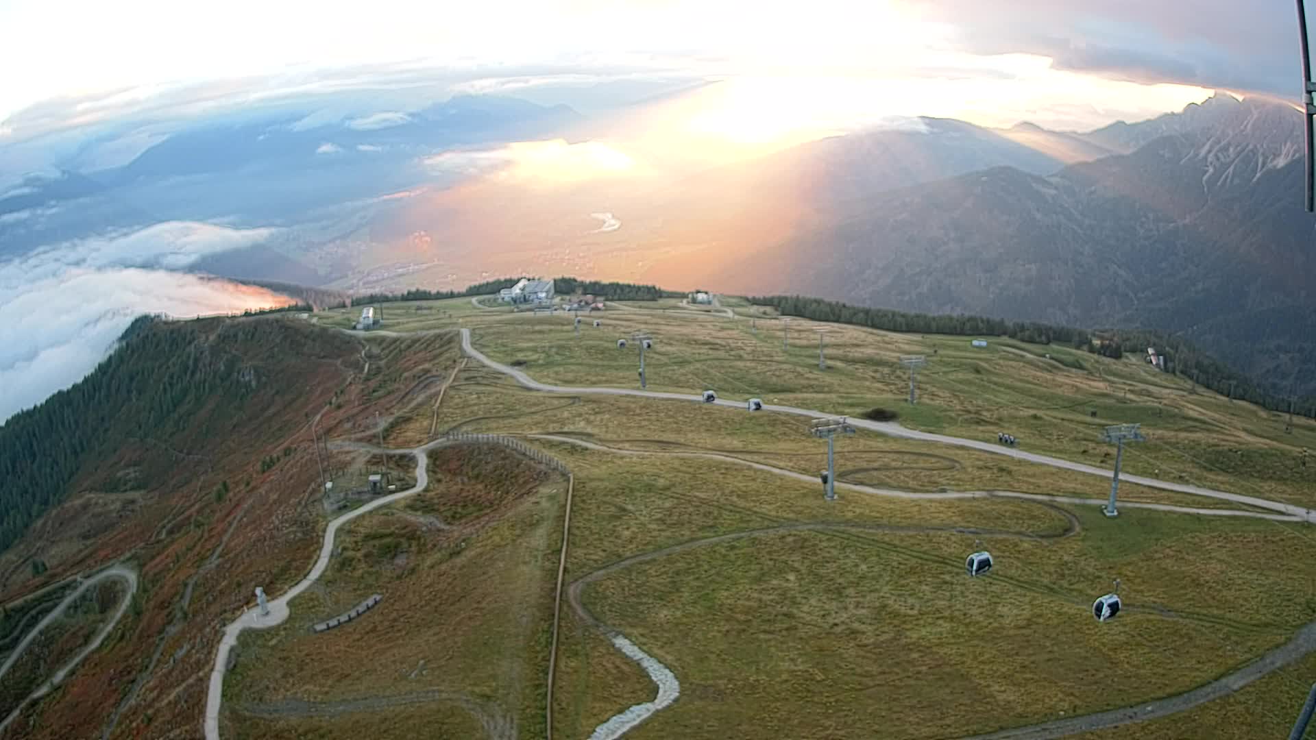 Kronplatz peak | view to Valdaora – Olang
