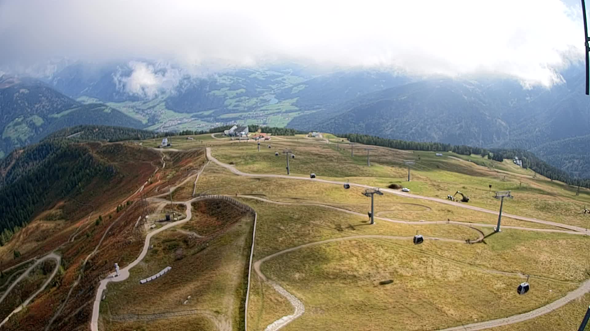 Kronplatz peak | view to Valdaora – Olang