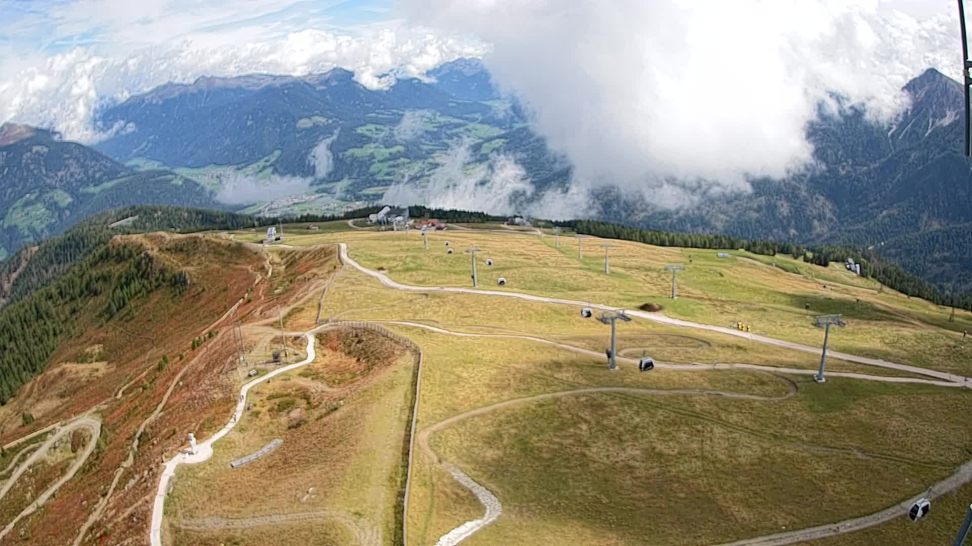 Kronplatz peak | view to Valdaora – Olang