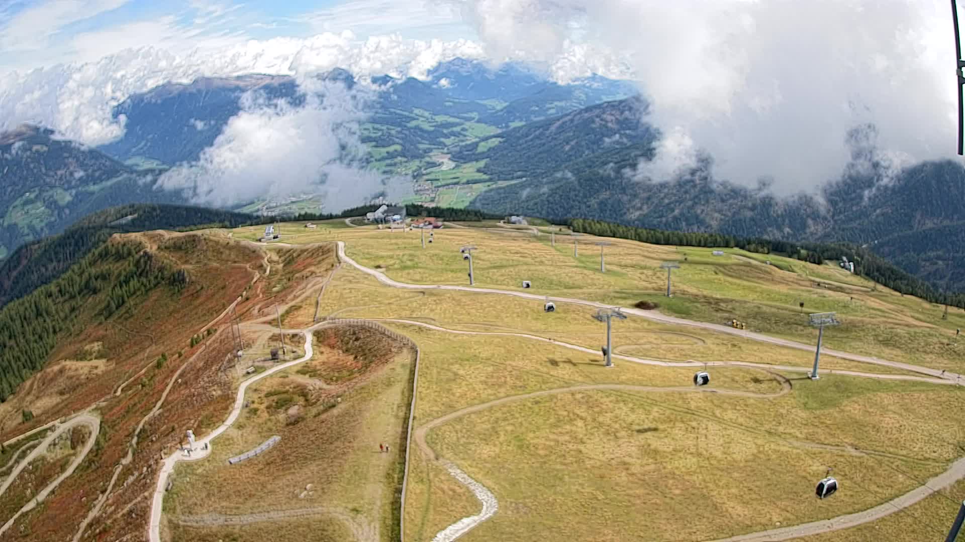 Kronplatz peak | view to Valdaora – Olang