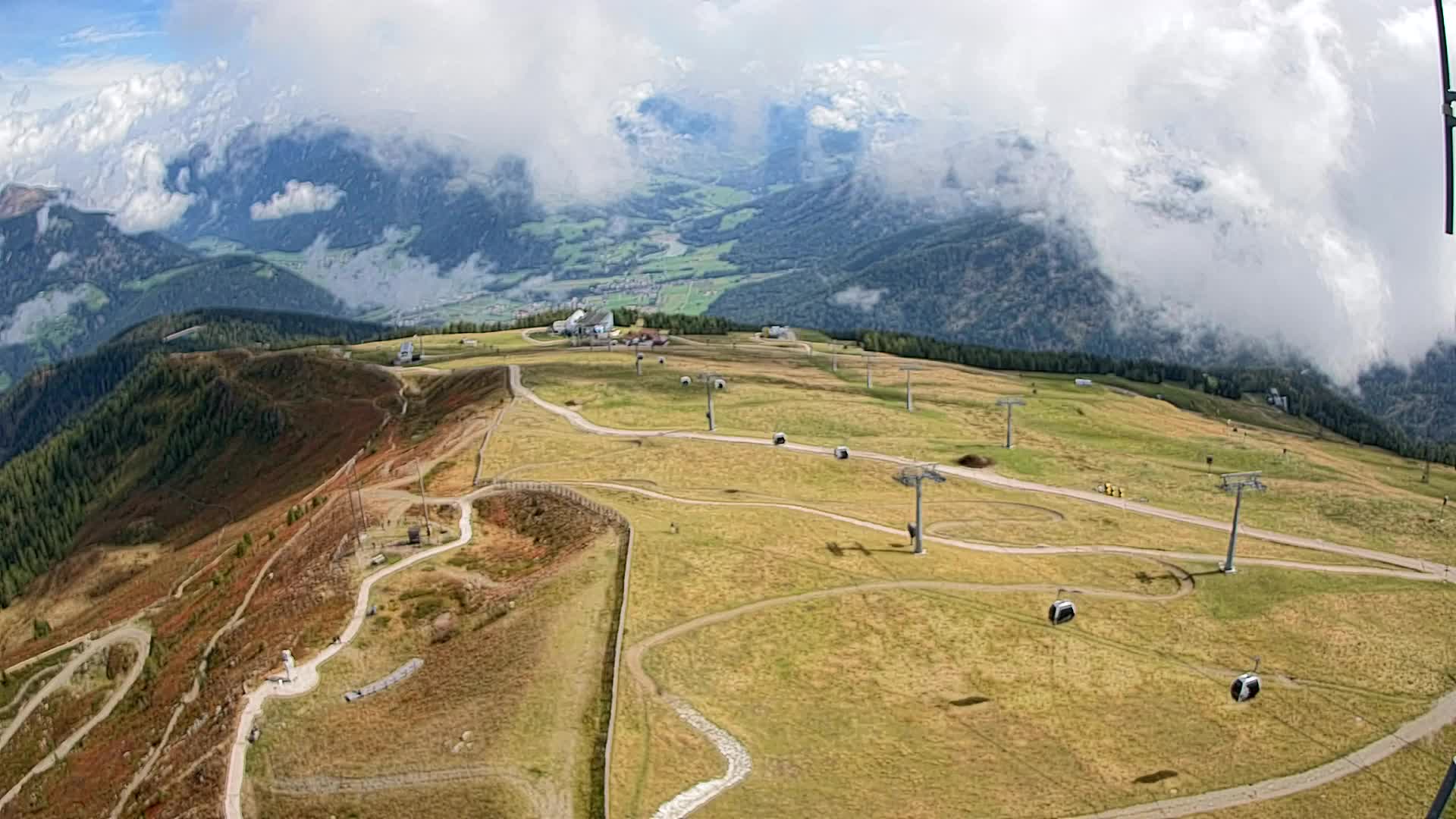 Kronplatz peak | view to Valdaora – Olang
